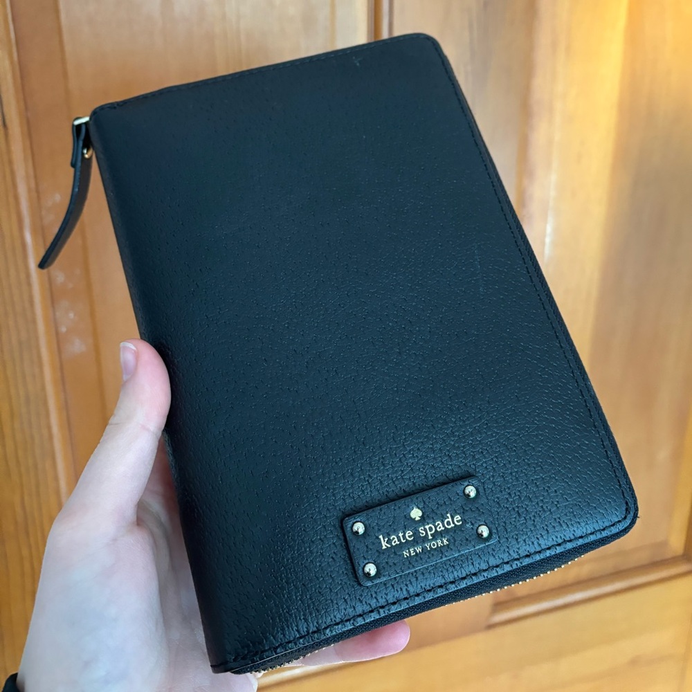 kate spade black leather 6-ring zip-around planner/address book